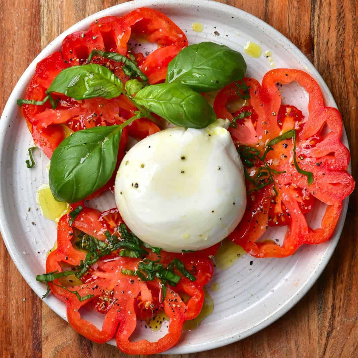 Burrata vs. Mozzarella: Elevate Your Caprese Salad